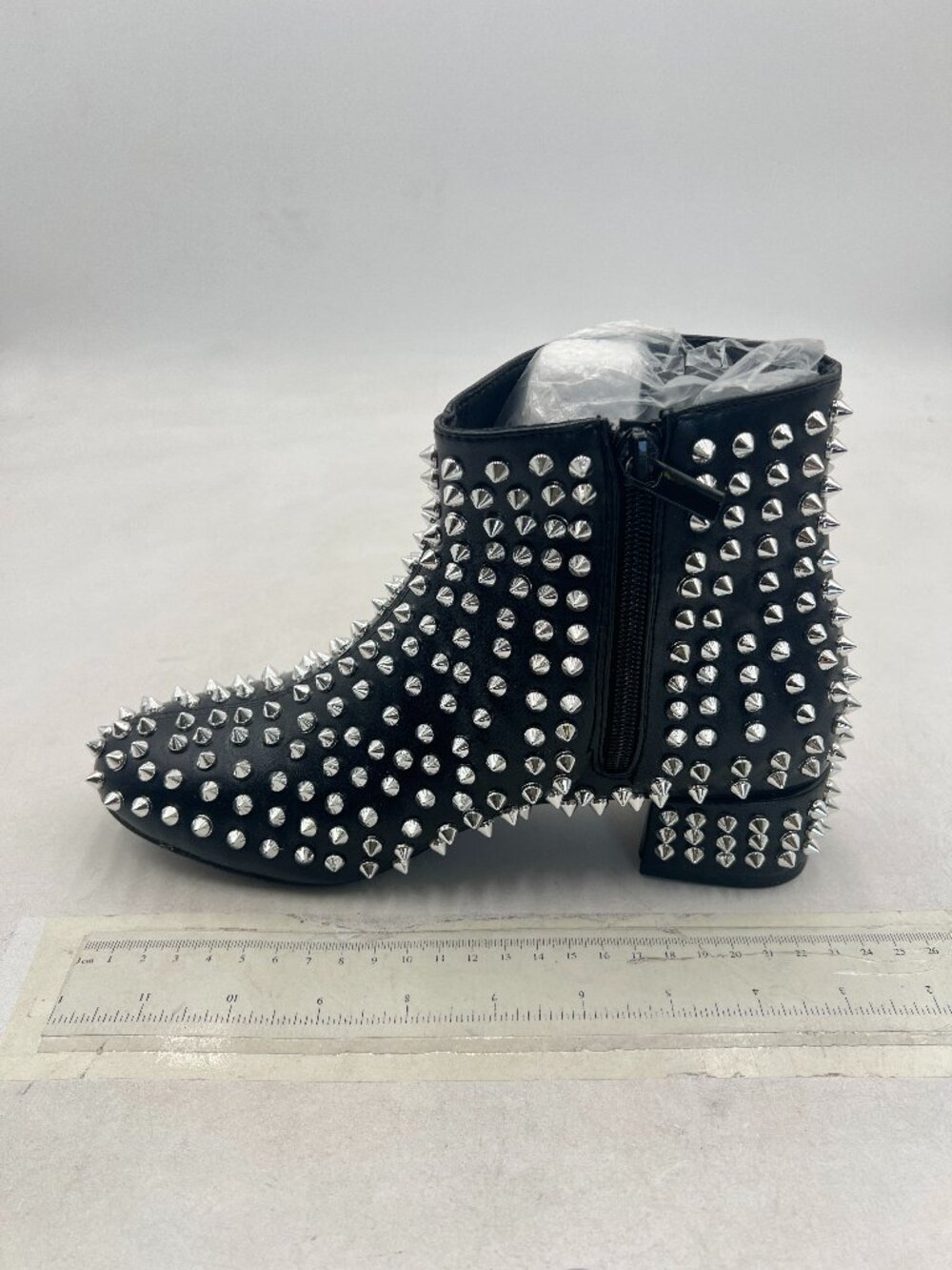 Black Women's Nail Studded Round Toe Ankle Boots Block Low Heel Side Zipper Shoe